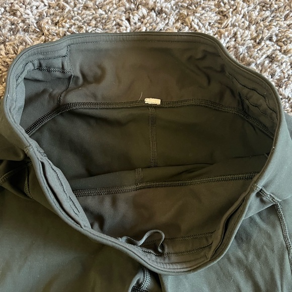 Lululemon leggings - Picture 6 of 7